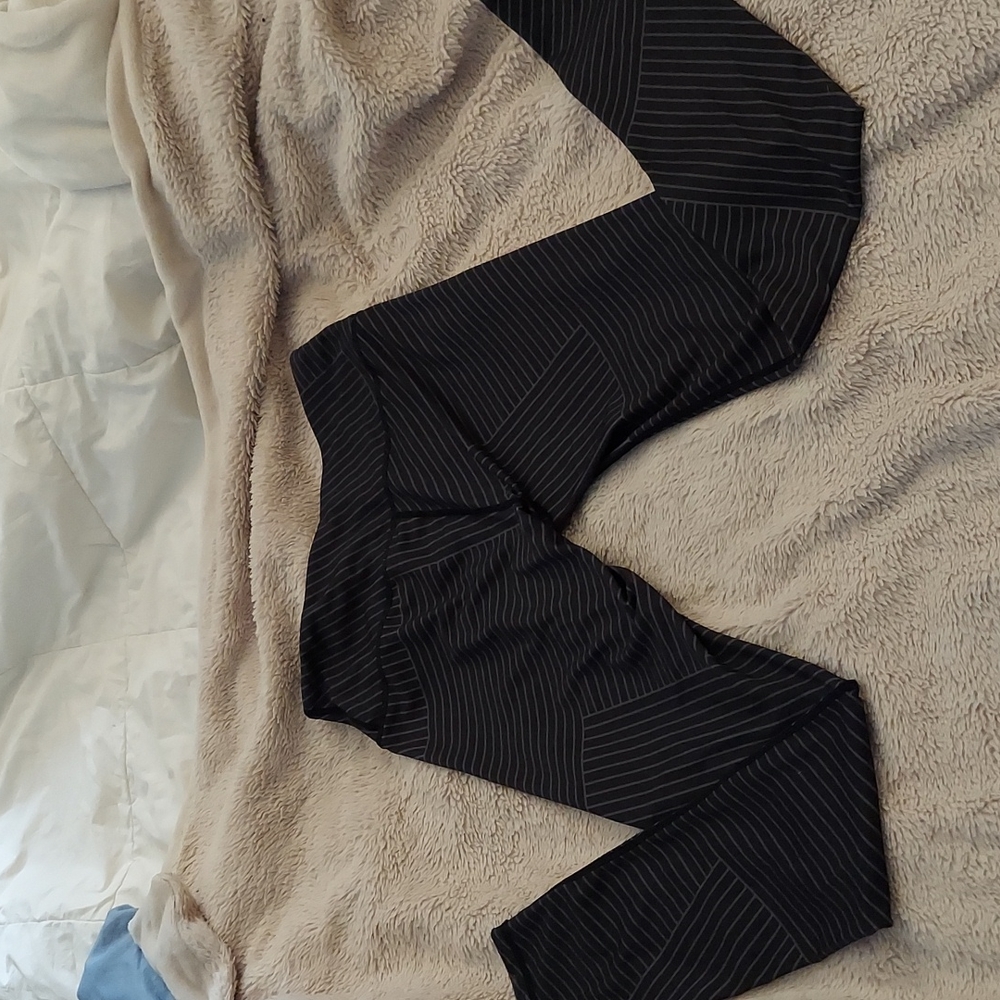Striped Reebok Leggings - Picture 4 of 6